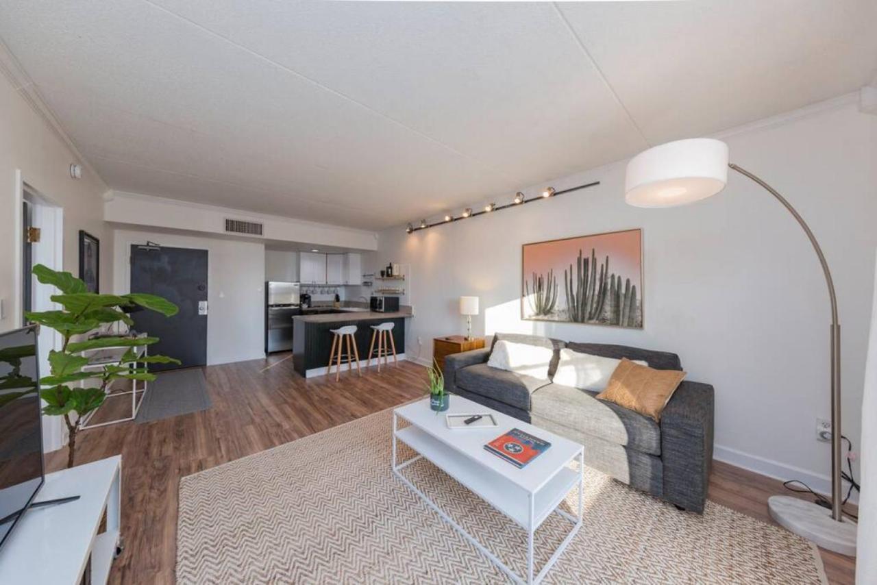 Music Row Retreat - 3 Beds, 1 Bedroom, Pool, Parking Νάσβιλ Εξωτερικό φωτογραφία
