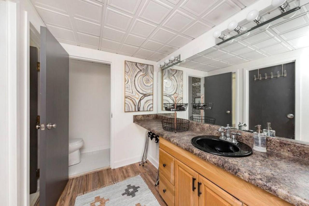Music Row Retreat - 3 Beds, 1 Bedroom, Pool, Parking Νάσβιλ Εξωτερικό φωτογραφία