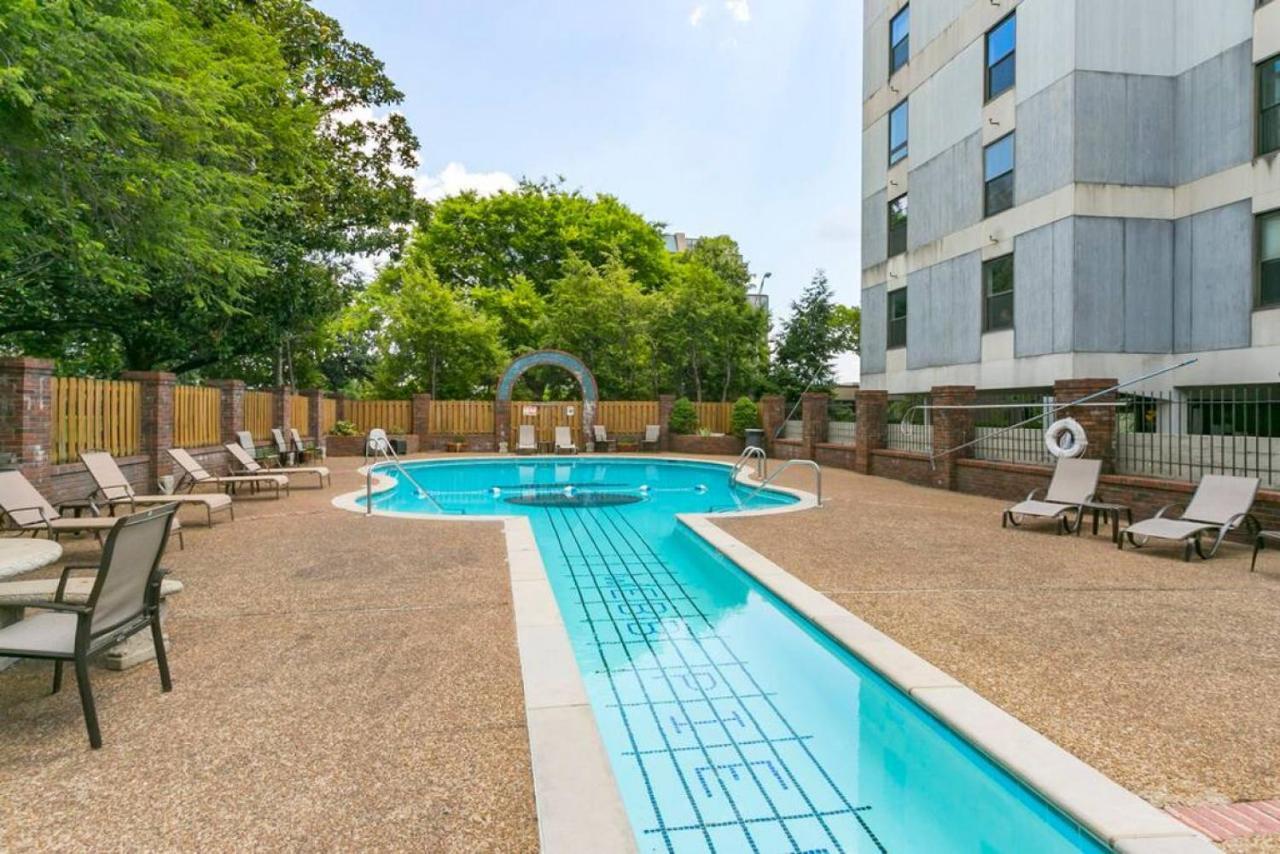 Music Row Retreat - 3 Beds, 1 Bedroom, Pool, Parking Νάσβιλ Εξωτερικό φωτογραφία